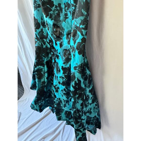 Sherri Hill Mermaid Two-Piece Evening Dress - Size 4 - Picture 8 of 16